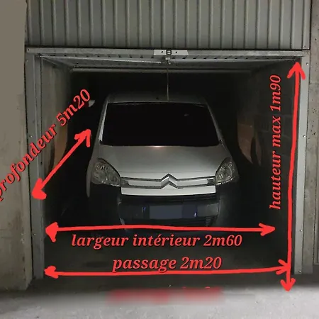 Climatise Place De Jaude Garage Balcon Tv Wifi Апартаменты Клермон-Ферран